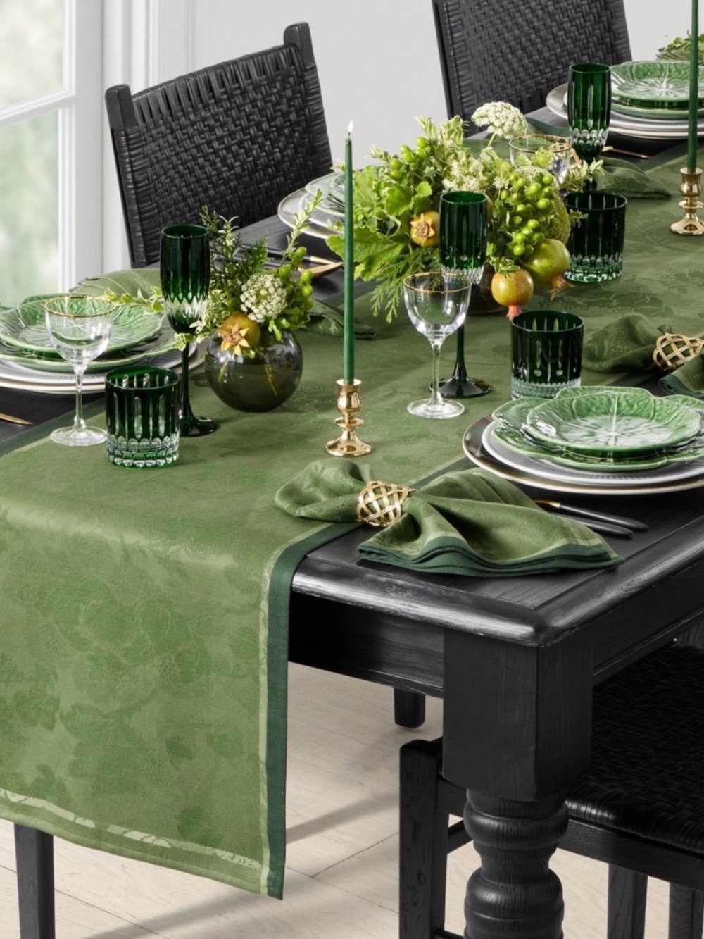 Williams Sonoma Filomena linen cotton table runner green 16x108